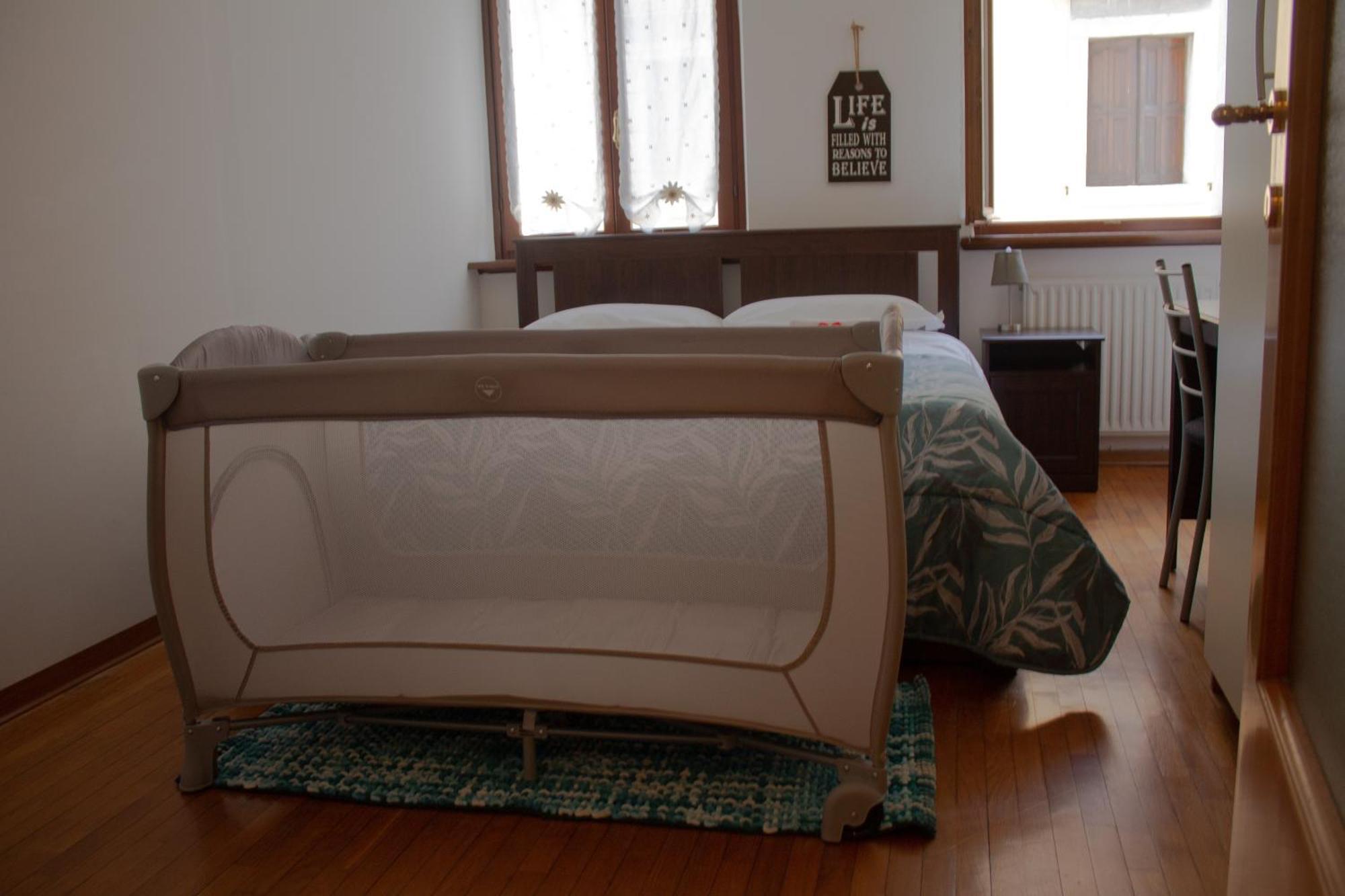 Le Case Di Sara Parking And Two Rooms In The Historic Center Udine Esterno foto