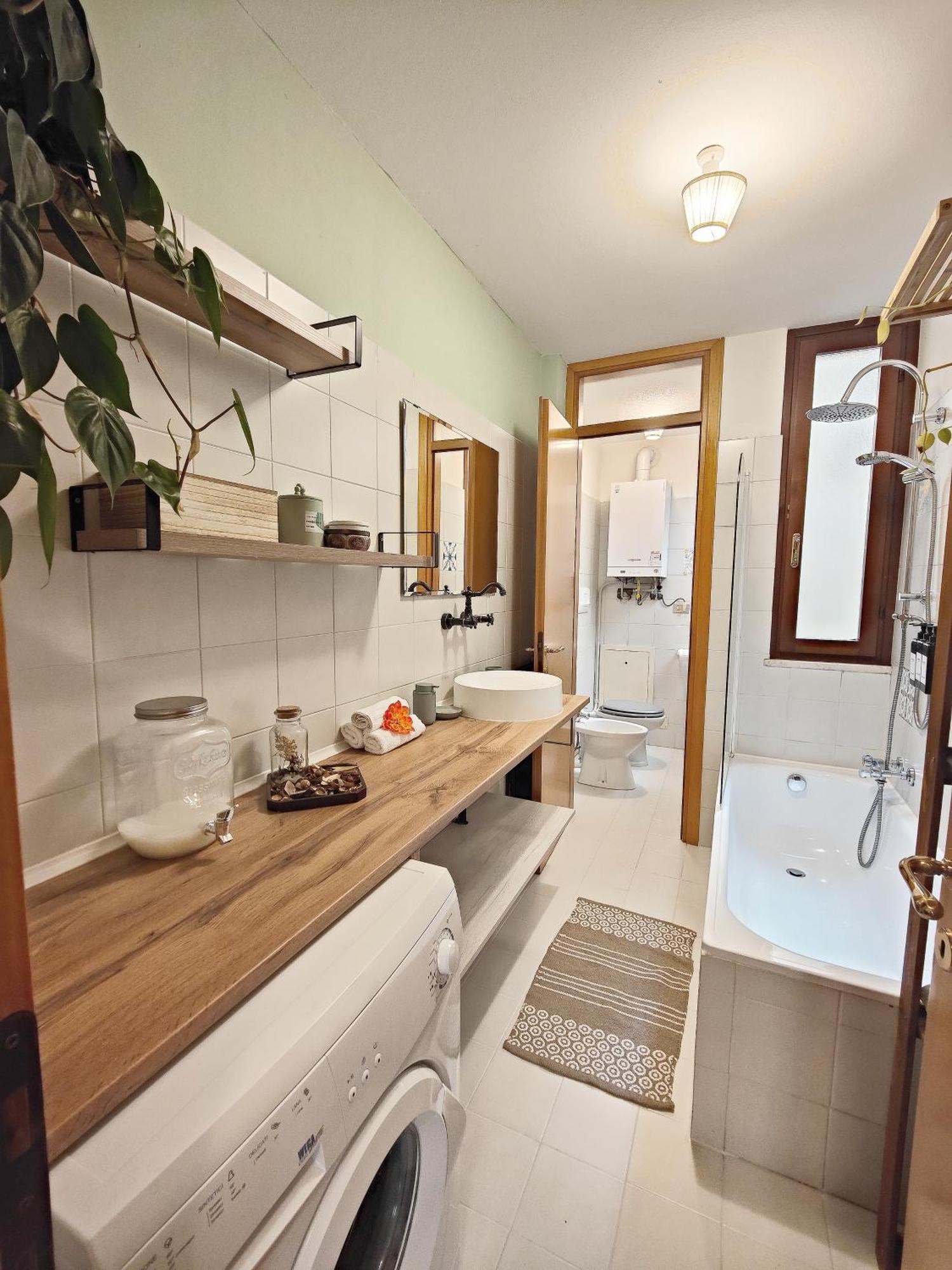 Le Case Di Sara Parking And Two Rooms In The Historic Center Udine Esterno foto