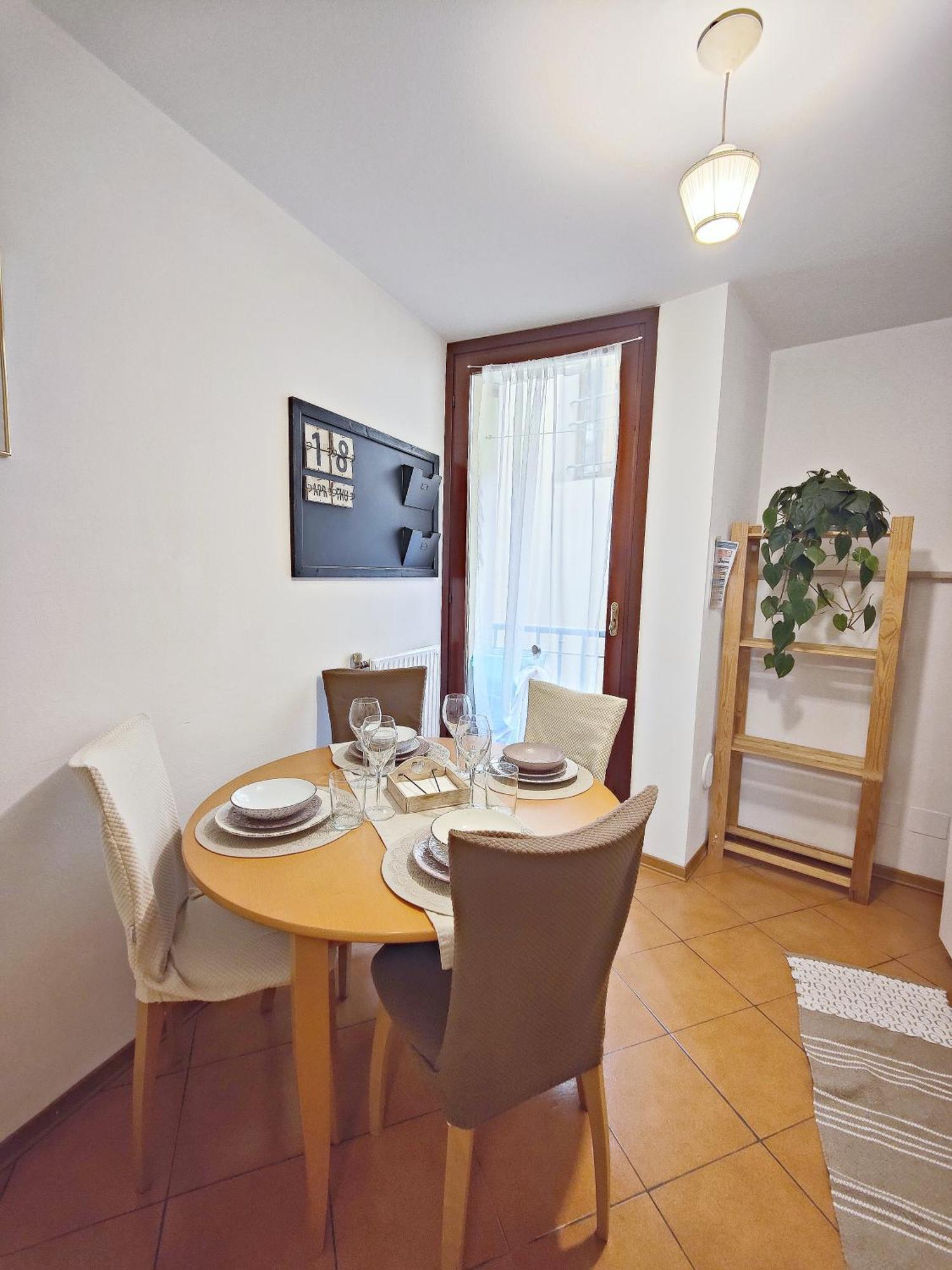 Le Case Di Sara Parking And Two Rooms In The Historic Center Udine Esterno foto